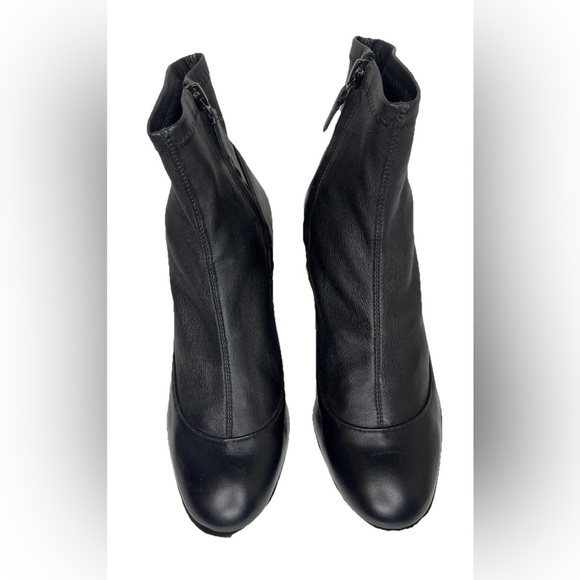 Sophia Webster Stella Black Leather Embellished Ankle Boots Womens Size 39.5/8 - Picture 4 of 16